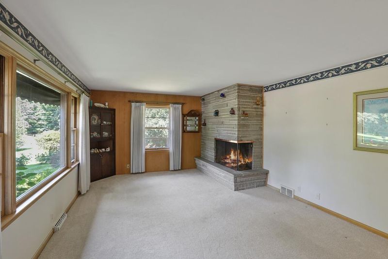 5327 Minnetoga Ter, Minnetonka, MN 55343