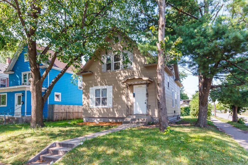2904 15th Ave S, Minneapolis, MN 55407