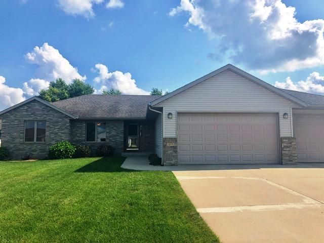 1355 Clover Ln SE, Owatonna, MN 55060