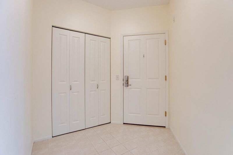7500 Edinborough Way #3213, Edina, MN 55435