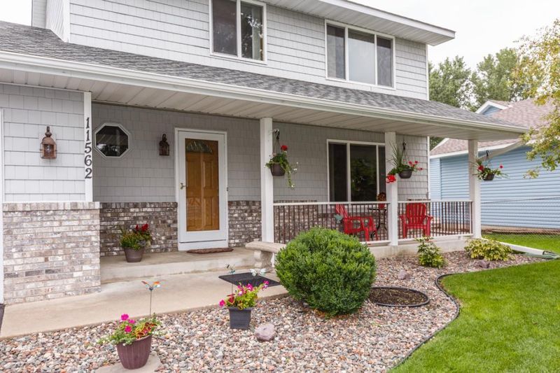 11562 Cottonwood St NW, Coon Rapids, MN 55448