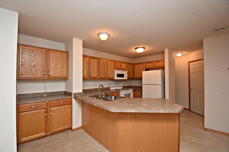 17332 Lilac Ln, Prior Lake, MN 55372