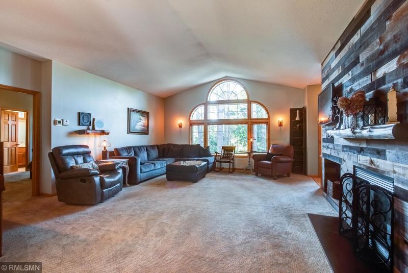 25556 Forest Boulevard Cir, Wyoming, MN 55092
