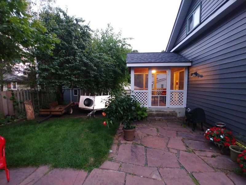3306 Zane Ave N, Crystal, MN 55422
