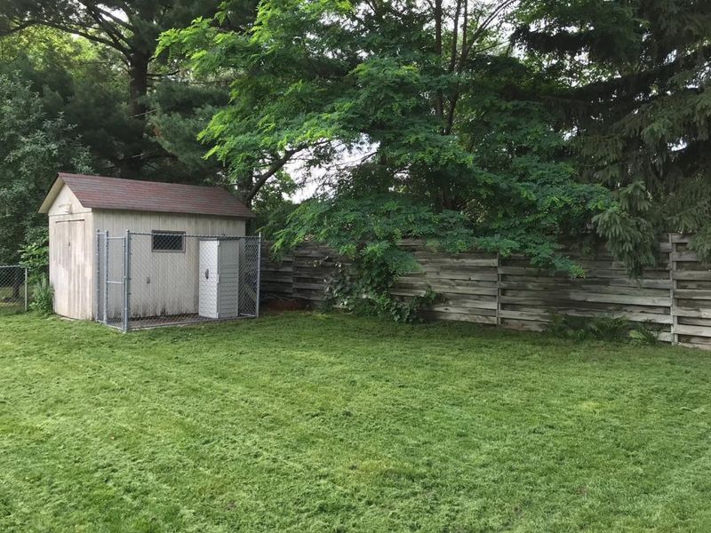 1827 Clarence St, White Bear Lake, MN 55110
