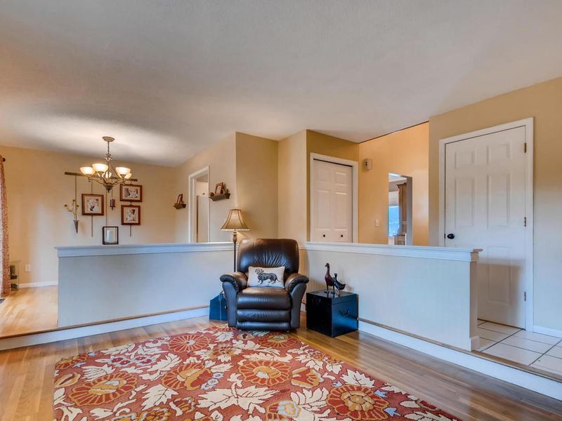 6905 133rd St W, Apple Valley, MN 55124
