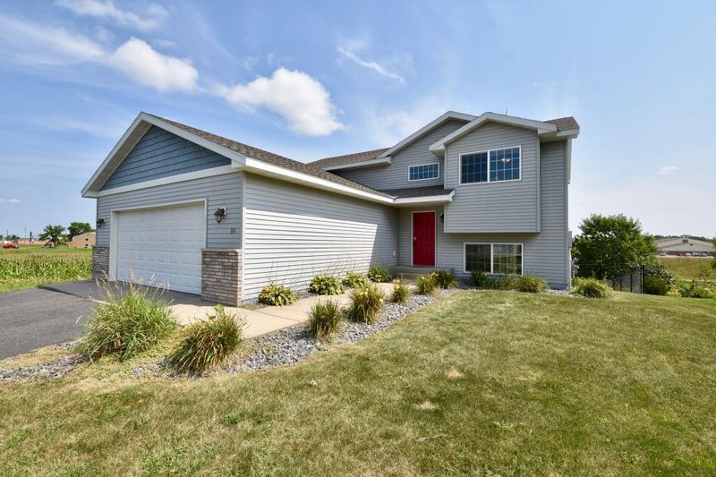 204 18th Ave SE, Saint Joseph, MN 56374