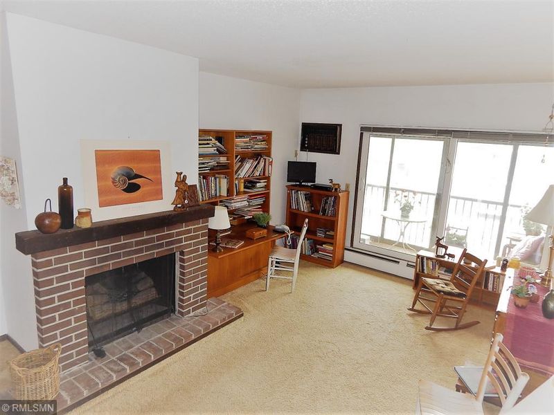 4820 Park Commons Dr #330, Saint Louis Park, MN 55416
