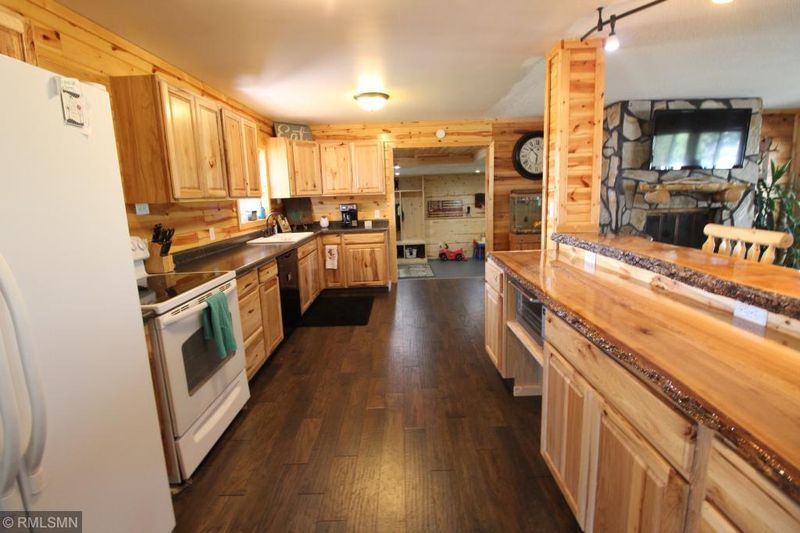113 Memorial Dr NW, Hoffman, MN 56339