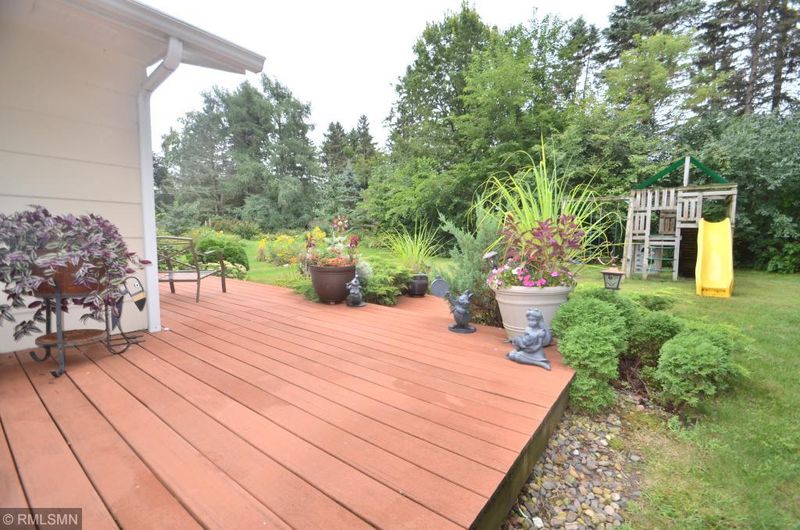 2406 Hillside Rd, White Bear Lake, MN 55110