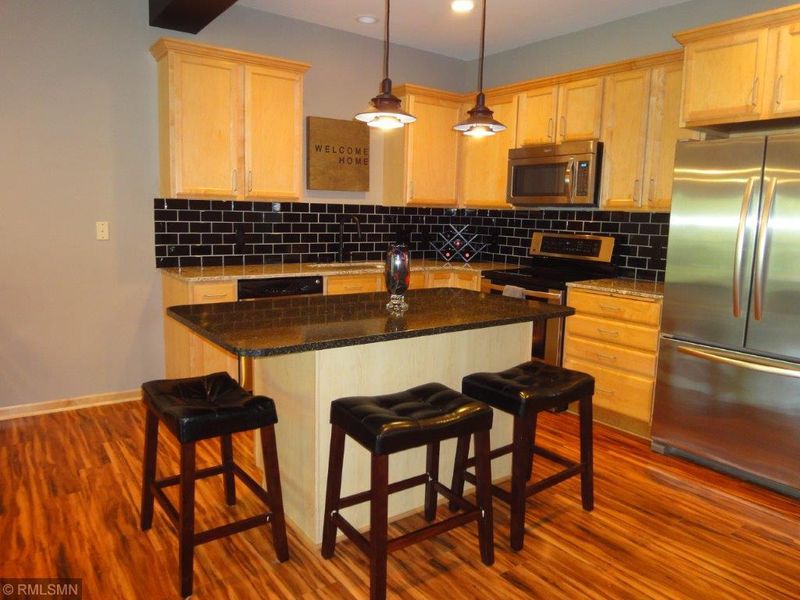 4333 Victor Pa #10, Hugo, MN 55038