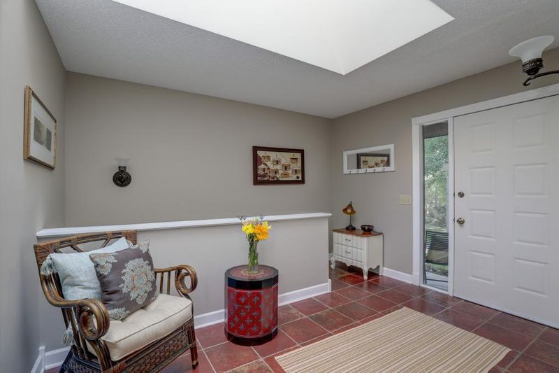 12001 Golden Acre Dr, Minnetonka, MN 55305