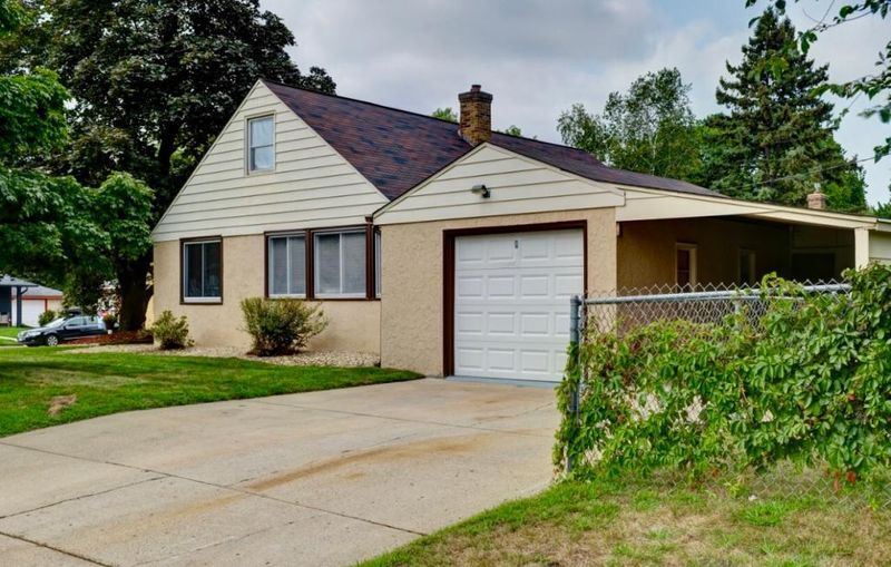 7145 Clinton Ave S, Richfield, MN 55423