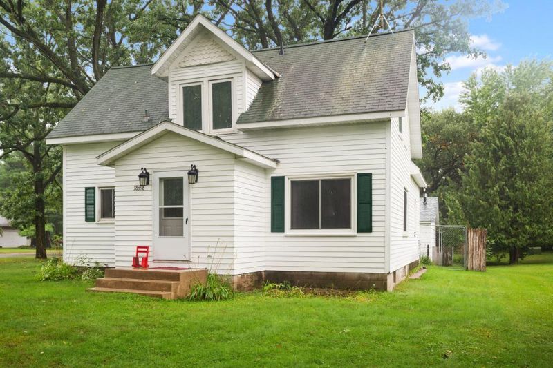 38696 Branch Ave, North Branch, MN 55056