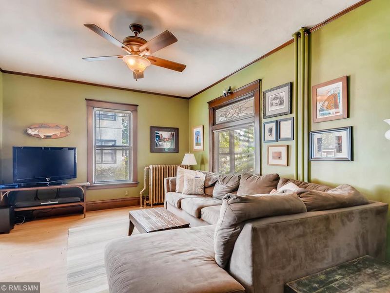 2313 Priscilla St, Saint Paul, MN 55108