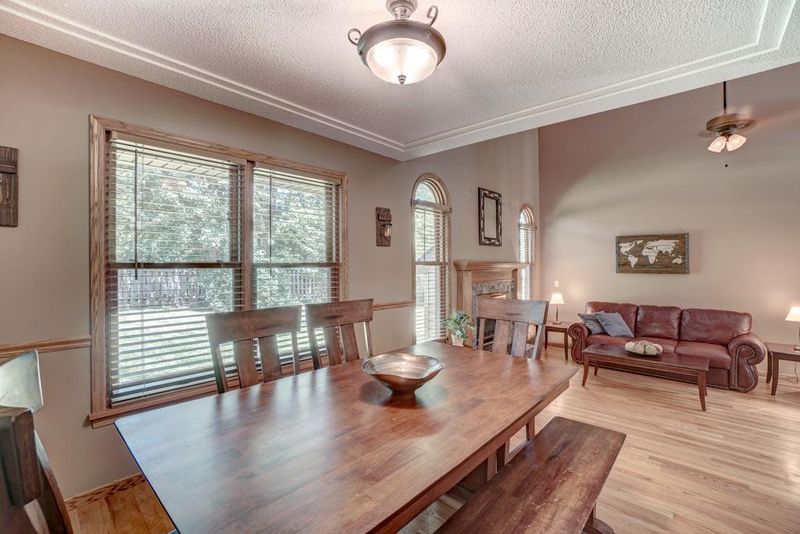 1253 Choke Cherry Rd, Lino Lakes, MN 55038