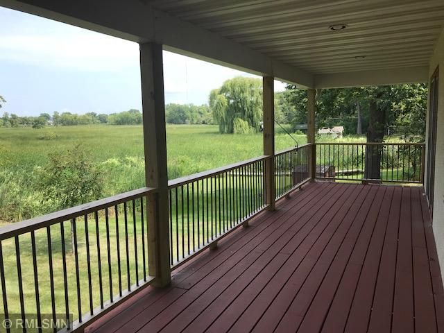 1085 County Road C E, Maplewood, MN 55109