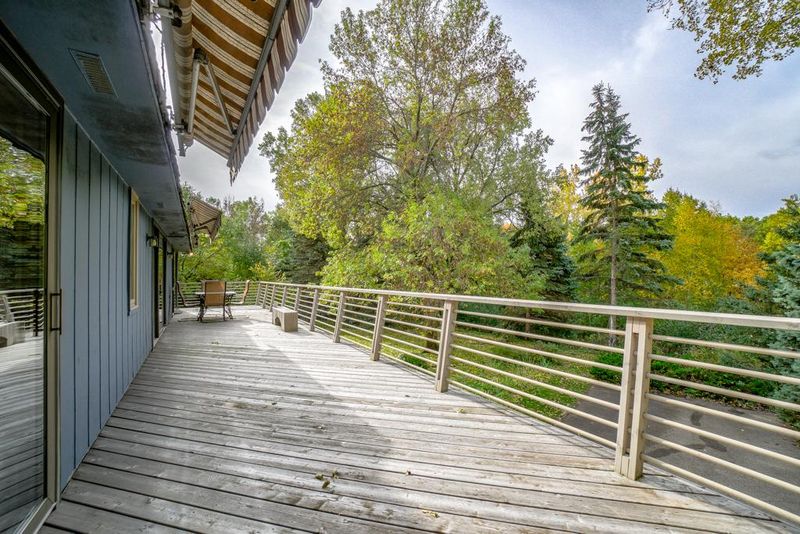 6 Blue Goose Rd, North Oaks, MN 55127