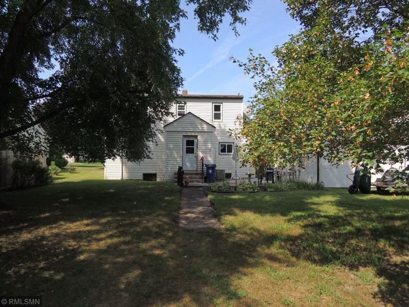 3574 Edgerton St, Vadnais Heights, MN 55127