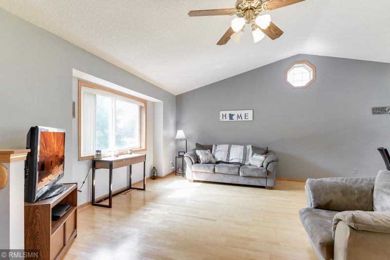 25507 Freeport Ave, Wyoming, MN 55092