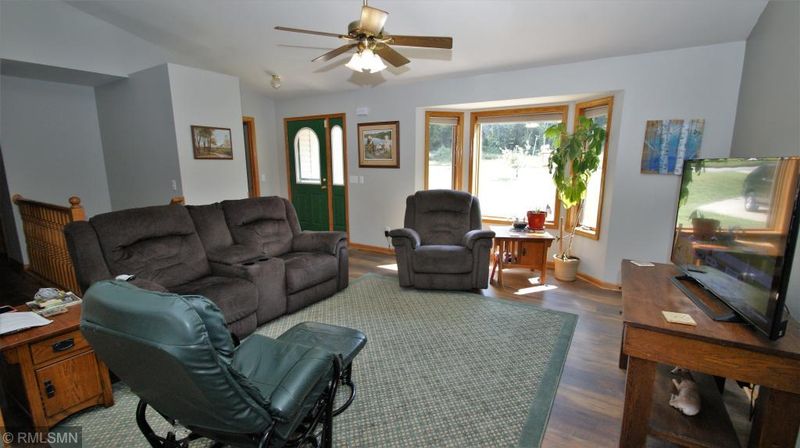 1108 W State St, Belle Plaine, MN 56011