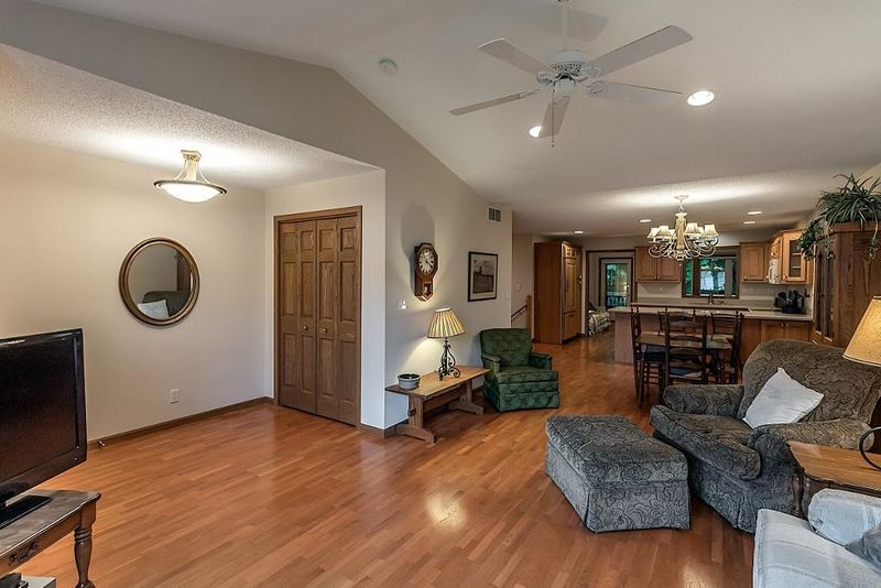 119 Shiloh Ct, Mankato, MN 56001