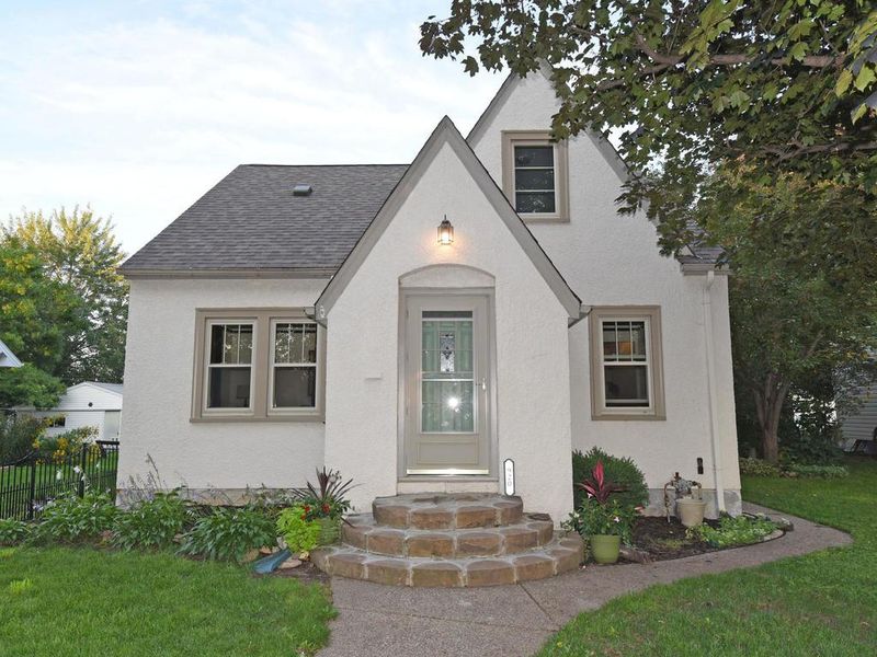 920 Ottawa Ave, West Saint Paul, MN 55118