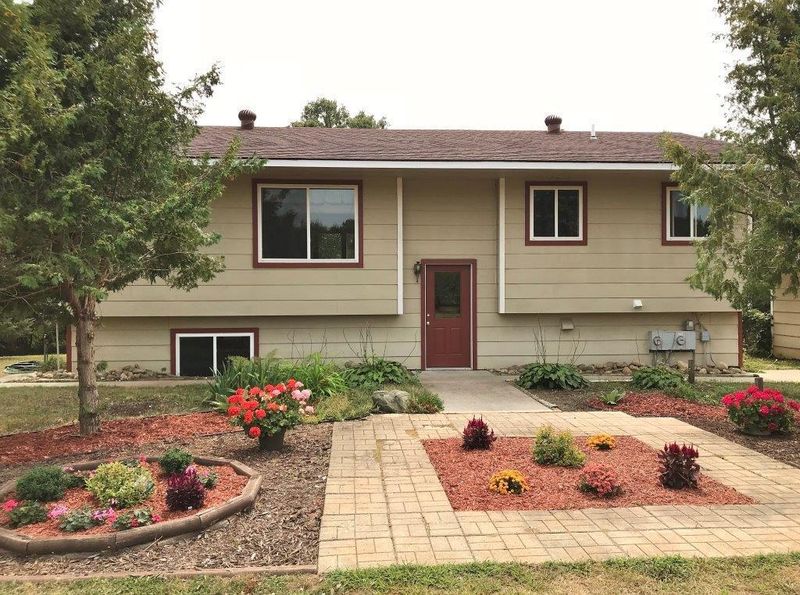 20753 Edgemont Rd, Nevis, MN 56467