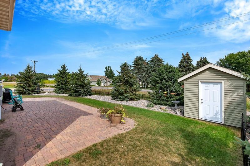 600 16th St S, Sartell, MN 56377