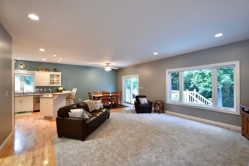 445 Lancaster Blvd, Zumbrota, MN 55992