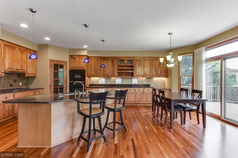 4715 Merrimac Ln N, Plymouth, MN 55446