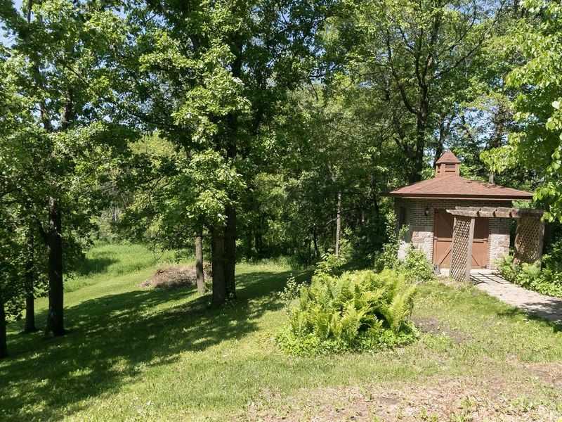 8323 Credit River Blvd, Prior Lake, MN 55372