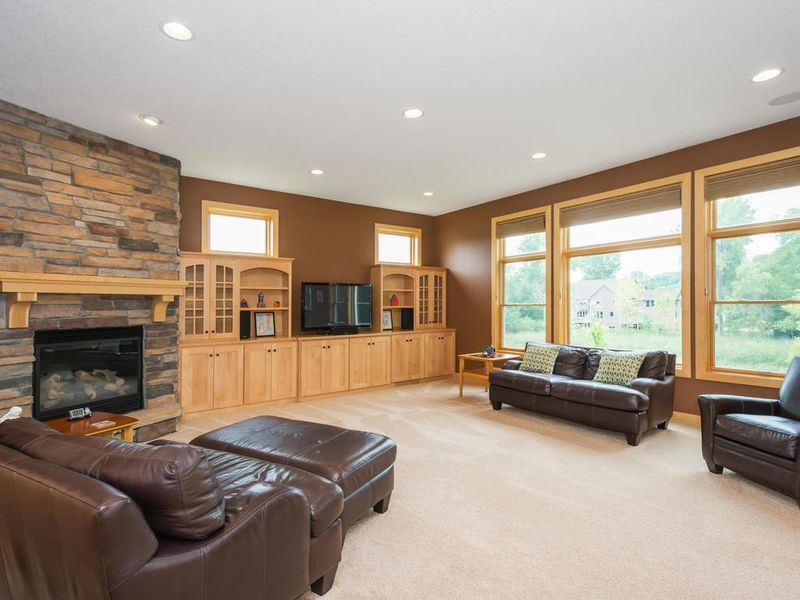 17075 W 62nd St, Eden Prairie, MN 55346