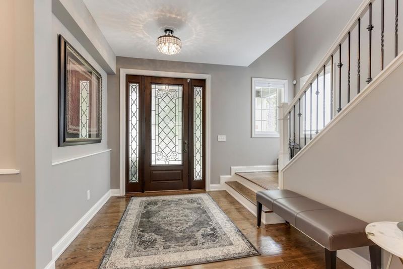 5904 York Ave S, Edina, MN 55410