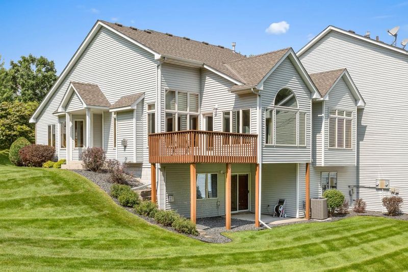 10608 Kiawah Dr #E-4, Eden Prairie, MN 55344