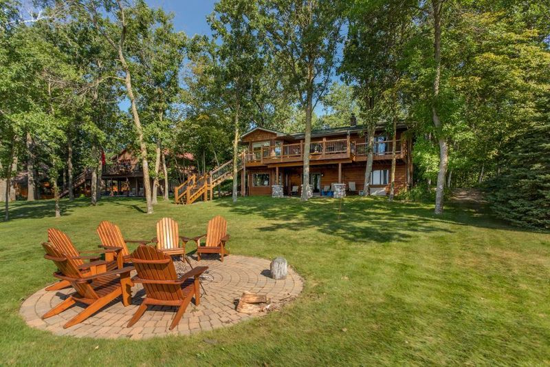 8895 Ossawinnamakee Rd, Breezy Point, MN 56472