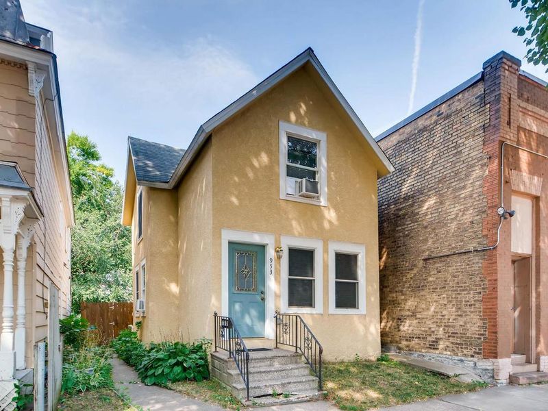 953 Marion St, Saint Paul, MN 55117
