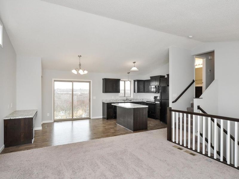 705 Horseshoe Ln, Braham, MN 55006