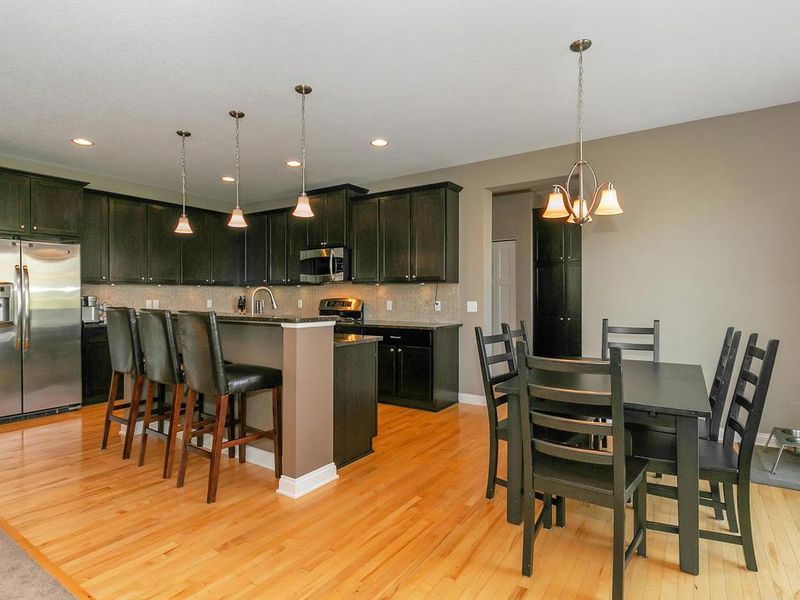 16951 Eventide Way, Lakeville, MN 55044