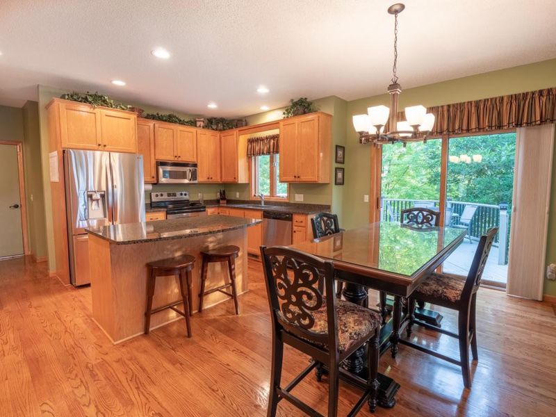 7975 Narcissus Ln N, Maple Grove, MN 55311