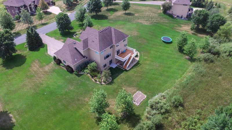 1045 Willow View Dr, Long Lake, MN 55356