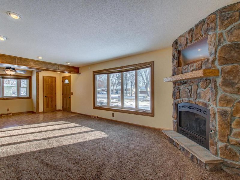 6504 116th Ave N, Champlin, MN 55316