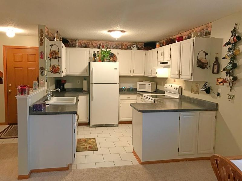 2600 75th St E #218, Inver Grove Heights, MN 55076