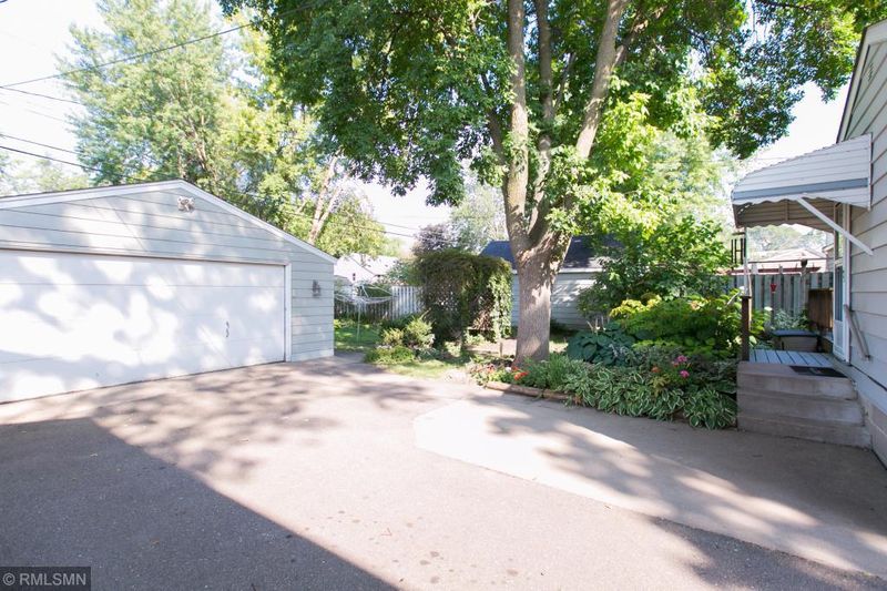 4130 Xenwood Ave S, Saint Louis Park, MN 55416