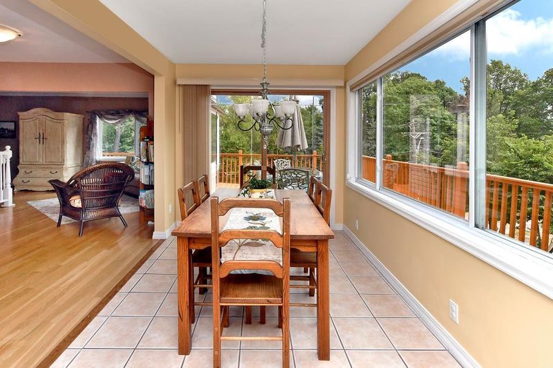 3225 Devon Ln, Mound, MN 55364