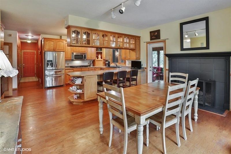 2044 E Springbrook Trl, Mora, MN 55051