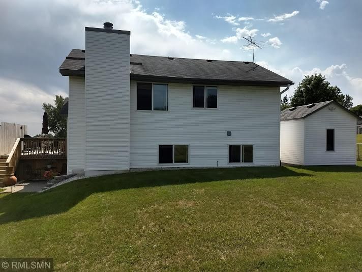 8610 Trista Ln E, Saint Bonifacius, MN 55375