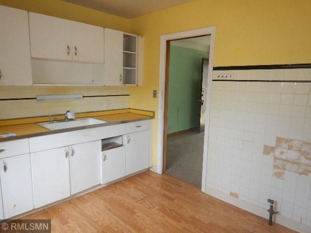 1610 Nebraska Ave E, Saint Paul, MN 55106