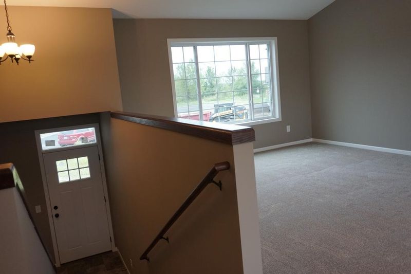 186 Tuttle Dr, Hastings, MN 55033