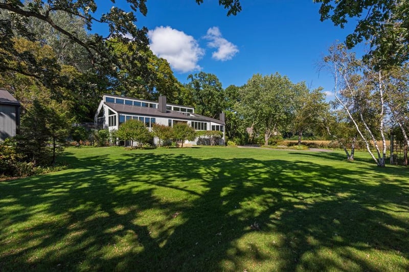 2970 Gale Rd, Wayzata, MN 55391